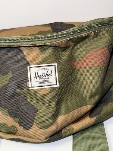 Herschel Supply Co. Green Camo Hip Packs Fanny Pack Waist Belt Bag - Picture 4 of 11