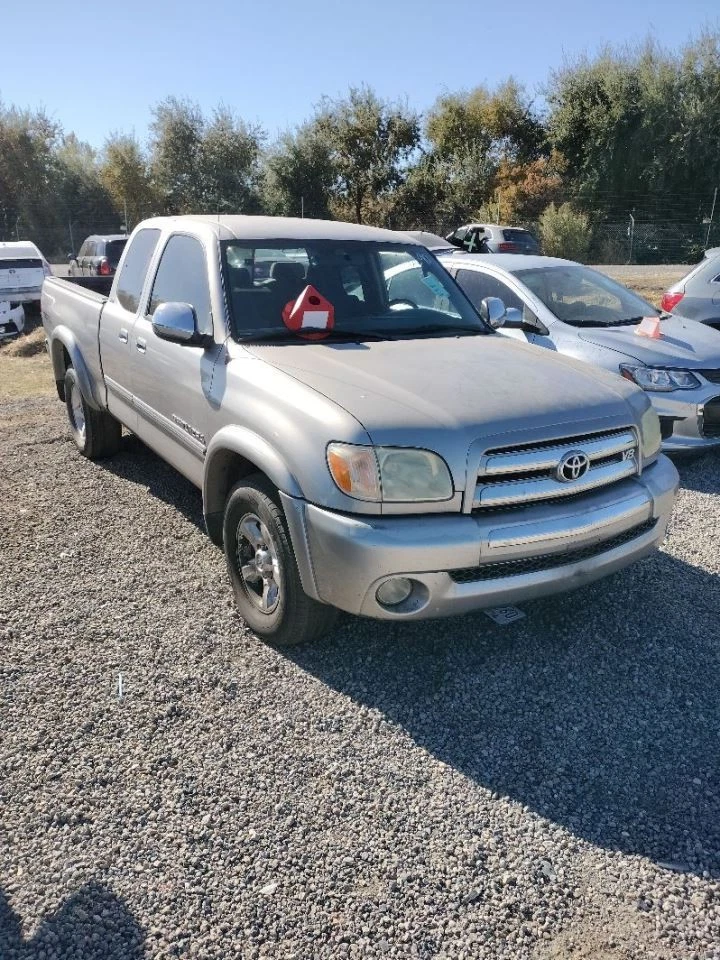 Pinza delantera derecha Toyota Tundra 2003-2006 Foto 3 de 4