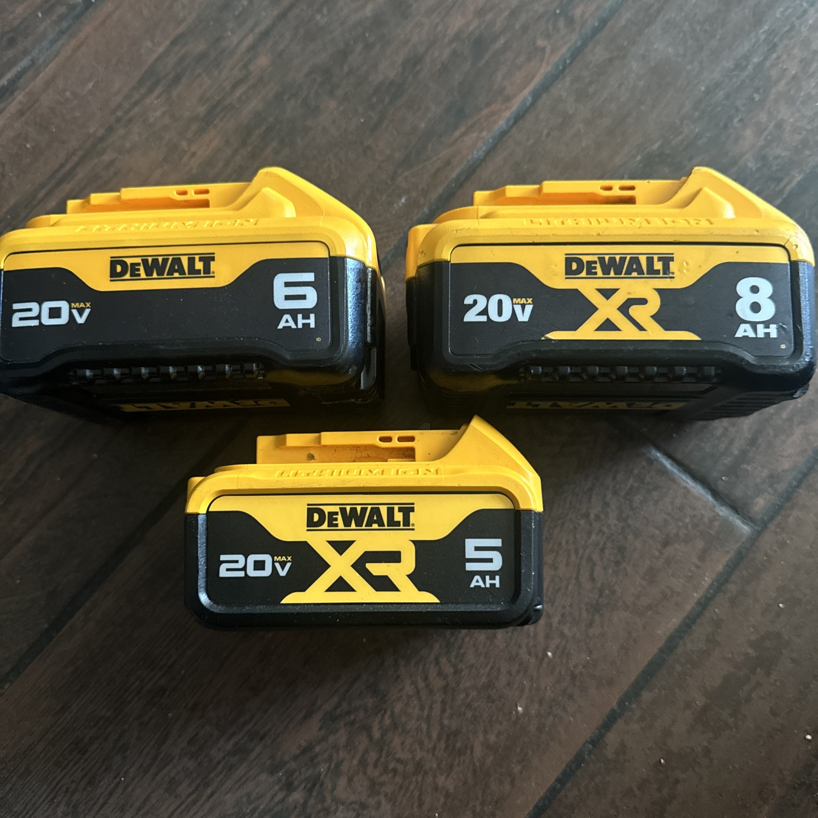 DEWALT  Batteries 20VMax 8aH 6ah And 5 Ah Battery Bundle