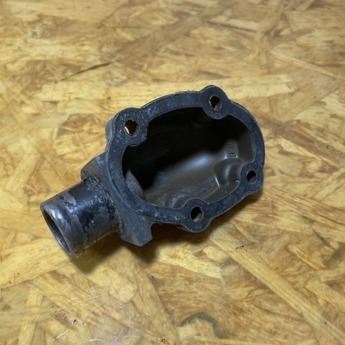 TRIUMPH DAYTONA T595 LEFT COOLANT COVER INLET OUTLET 1997 1998 - Picture 6 of 9