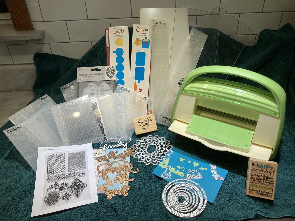 Cuttlebug Machine Embossing & Die cutting BUNDLE w/EXTENDED