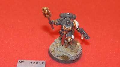 Games Workshop Warhammer 40k Black Templars Primaris Chaplain bemalt WH40K GW