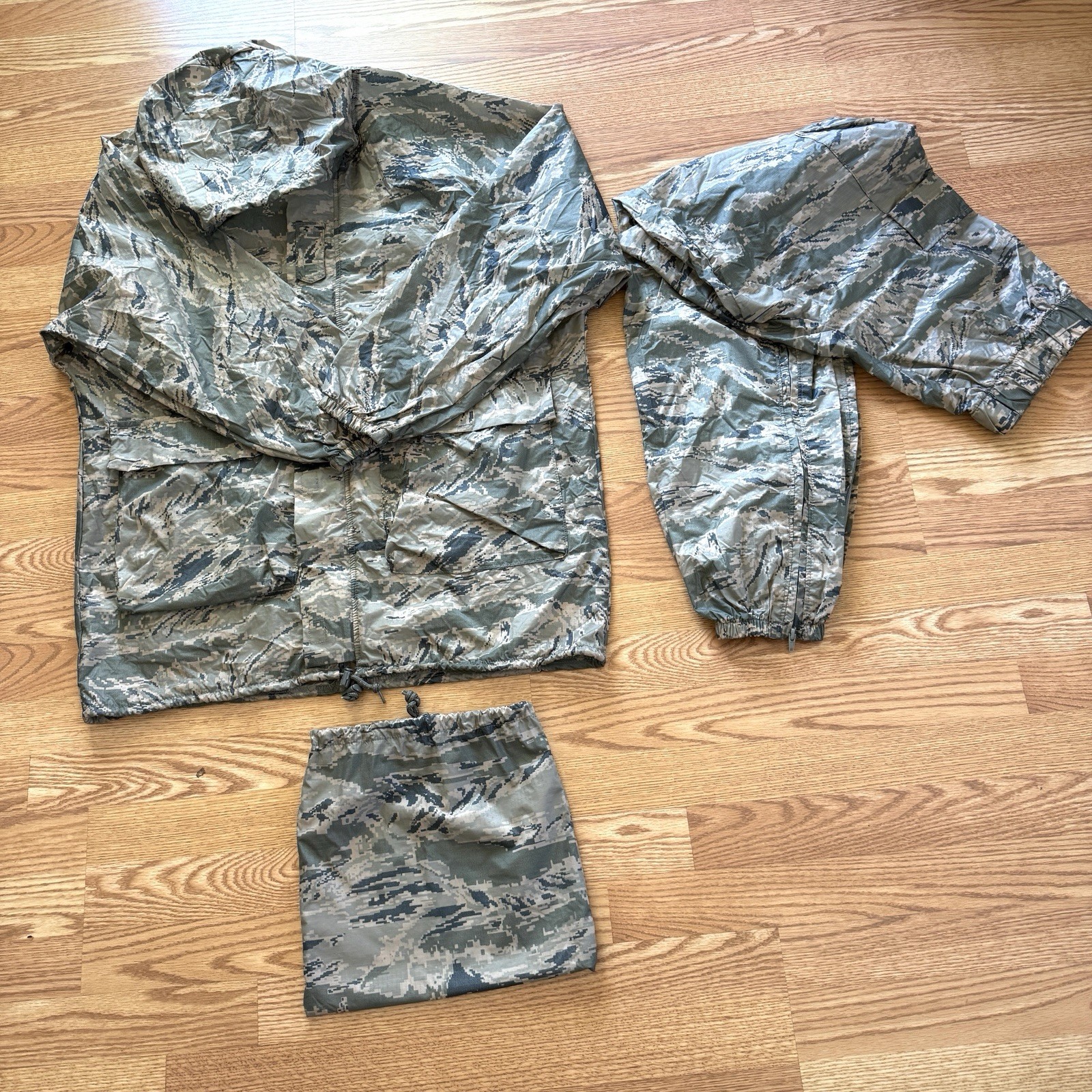 Dakota Outerwear MRS ABU Air Force Rainsuit -3 Piece -Jacket, Pants, & Pouch - L