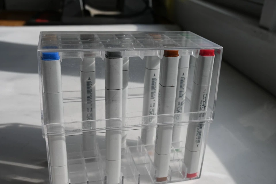 COPIC .Too 9 Marker Lot Plus 5 Sketch Originals Total of 14 Brand New Markers - Image 4 of 4