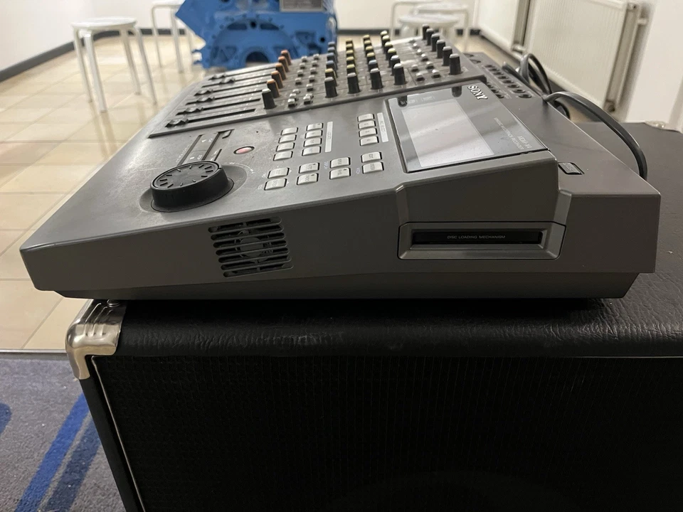 SONY MDM-X4 Minidisc Multitrack Recorder - Bild 3 von 4