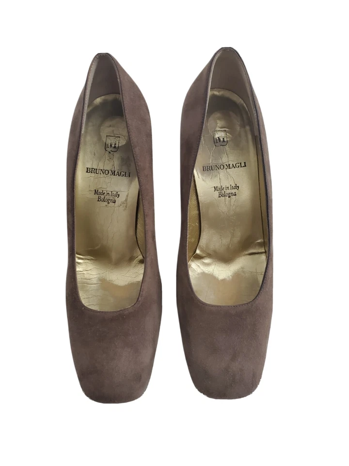 Bomba Bruno Magli Marrón Gamuza Cuero Talla 7B Metal Tacón Ornamentado Hecho en Italia Foto 4 de 4