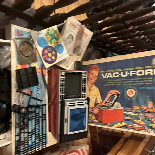 Vintage 1962 Mattel VacUForm Kid's Plastic Molding Kit with plastic