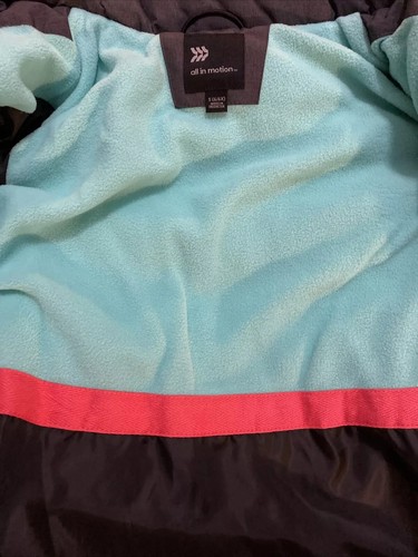 Girls Kids Short Puffer Jacket Size S 6-6X Heather Grey Hooded w/ Mitten Cuffs - Picture 9 of 11