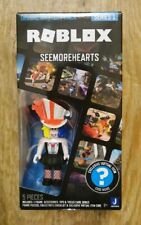  Roblox Deluxe Mystery Pack Action Figure Series 1 - Includes  Exclusive Virtual Item (Choose Figure) (SEEMOREHEARTS) : Toys & Games