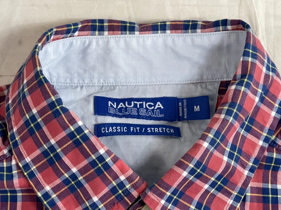 Nautica Blue Sail Casual Button-Up Shirt Sz M Plaid - Men's Long Sleeve EUC - Image 3 of 4