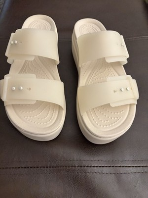 Crocs Brooklyn Buckle Low Wedge Size US 6