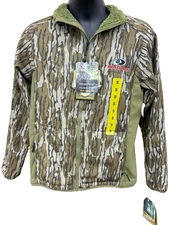 Mossy Oak Bottomland Camo Jacket with Sherpa lining - Size Small
