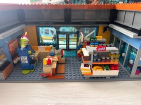 Authentic LEGO The Simpsons: Kwik-E-Mart (71016)