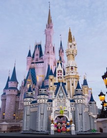 LEGO Disney: The Disney Castle (71040) Brand new in box