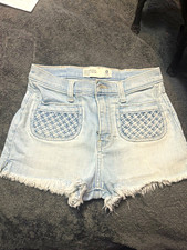Abercrombie Fitch Women s Blue Denim High Rise Cut-Off Shorts Light Wash 0