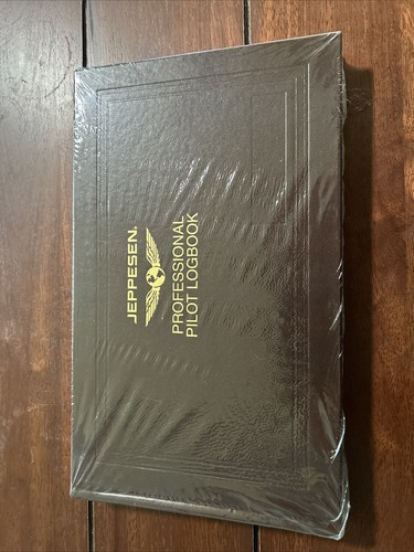 Jeppesen Professional Pilot Logbook - Best choice for Career Pilots!