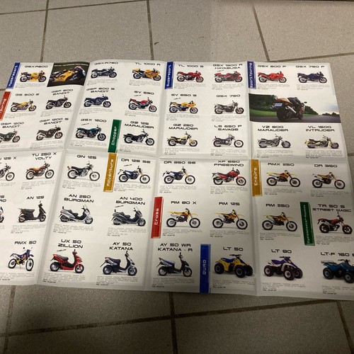 Suzuki 1999 GSX Rmx Sv GZ Vz Dr Gn Gsx-R Etc Catálogo Folleto Catálogo - Imagen 2 de 4