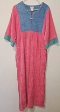 Vintage Adonna Housecoat Size Medium Long Full Zip Pocket Duster Robe Loungewear