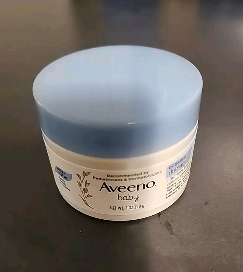 Bálsamo hidratante nocturno Aveeno Baby Eczema Therapy con avena coloidal 1 OZ