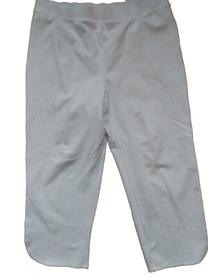 NEW Chicos size 1 Womens Soft Crop Pants White Retail $49 Elastic Waist Flatter