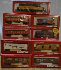 Mantua Lot GP20 Diesel Union Pacific 414-003  8 Cars Pennsylvania HO Train
