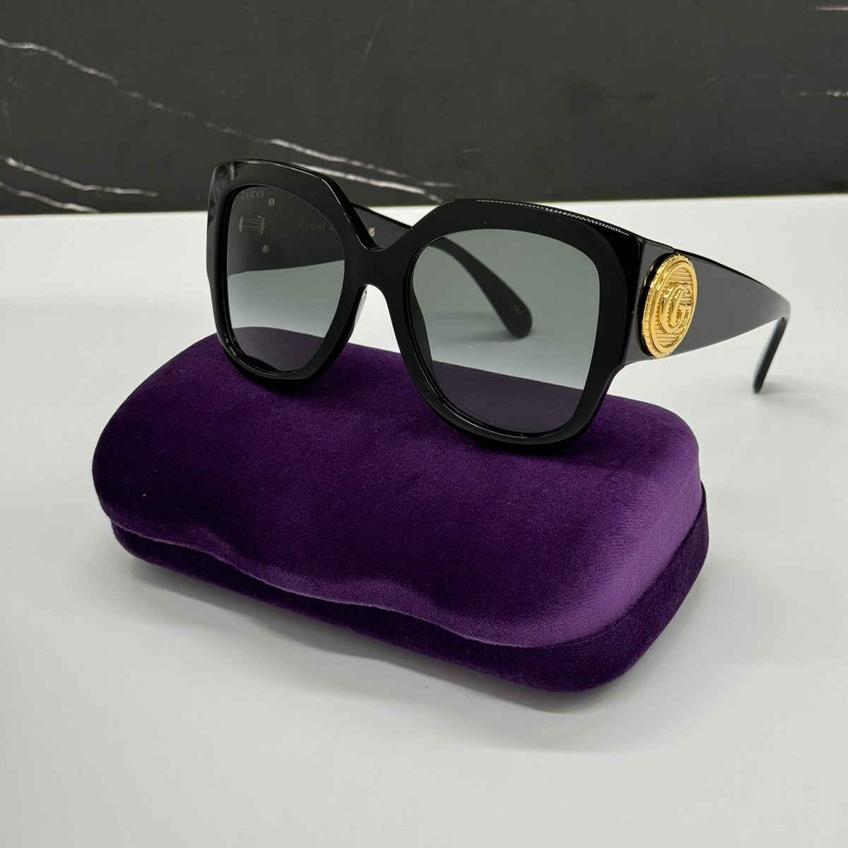 サングラス Gucci Oversized Square Sunglasses GG1407S 001 Gucci™ GG1407S Oversized Sunglasses | EyeOns.com