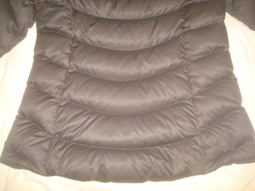 Chaqueta acolchada negra para mujer Patagonia Downtown Loft con capucha mediana - Imagen 10 de 17