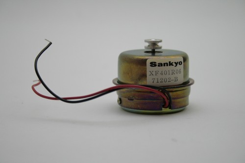 NEW OLD VINTAGE MOTOR CASSETTE SANKYO XF401R06 71202-B, rubber belt, correa goma - Imagen 2 de 4