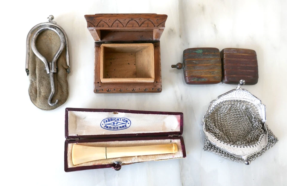 5 OBJETS DE VITRINE - Photo 2/2