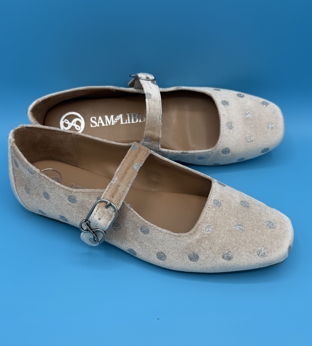 Sam & Libby “Fredi” Mary Jane Flats Women Sz 7 Champaign Velvet Silver Dots NEW
