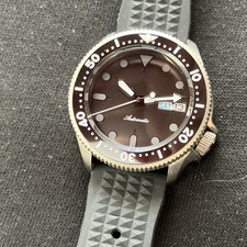 Automatic Diver Men’s watch 200m Black Dial Day/Date Unidirectional Bezel nh36