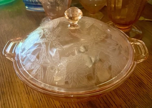 Jeannette Pink Depression Glass Poinsettia Square Covered Serving Bowl