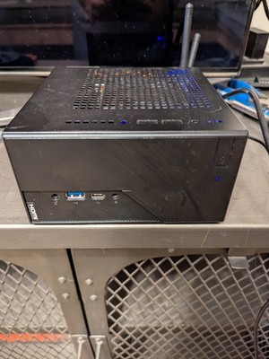 ASRock DESKMINI X600 AMD Socket AM5 Ryzen 5 8600G w/ 32GB Memeory & 1TB