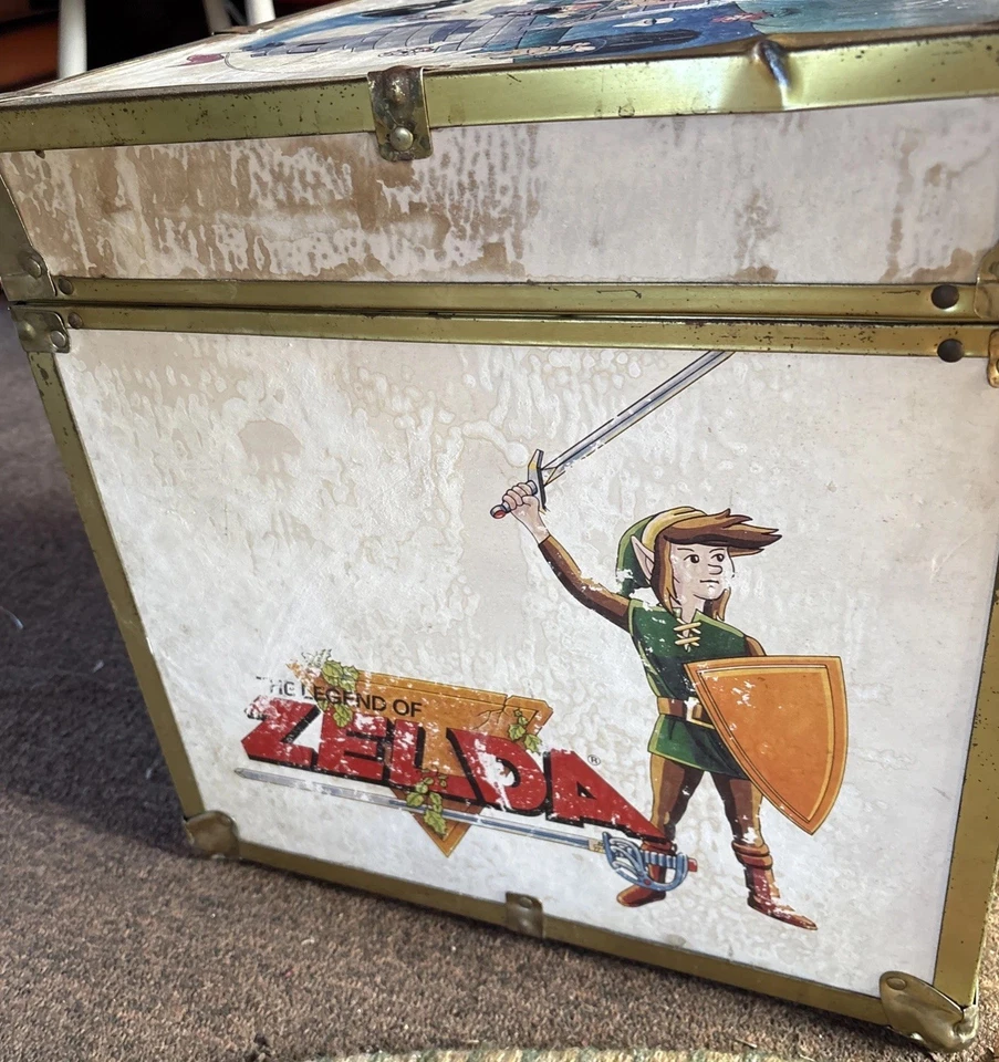 RARE 1980s Vintage Nintendo Super Mario Zelda Wood Box Toy Chest Storage - Image 2 of 4