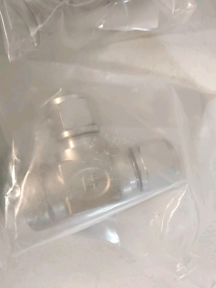  1/2" Tube FNPT 316ss Female Run Tee Hoke Gyrolok 8TFT8316 Lot Of 2 - Image 2 of 4