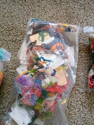 Lot 1500+ DMC & Others Embroidery Floss Skeins New and Used Plus Extras - Picture 19 of 20