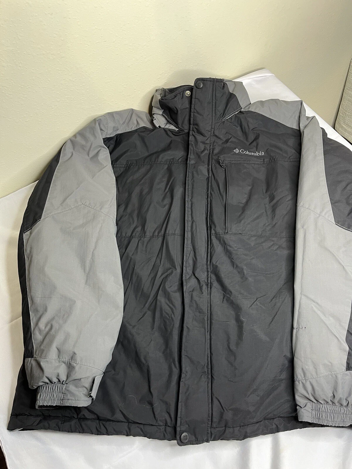 Columbia Men’s Size Xl Omni Shield Winter Coat With Hood Waterproof Black Gray