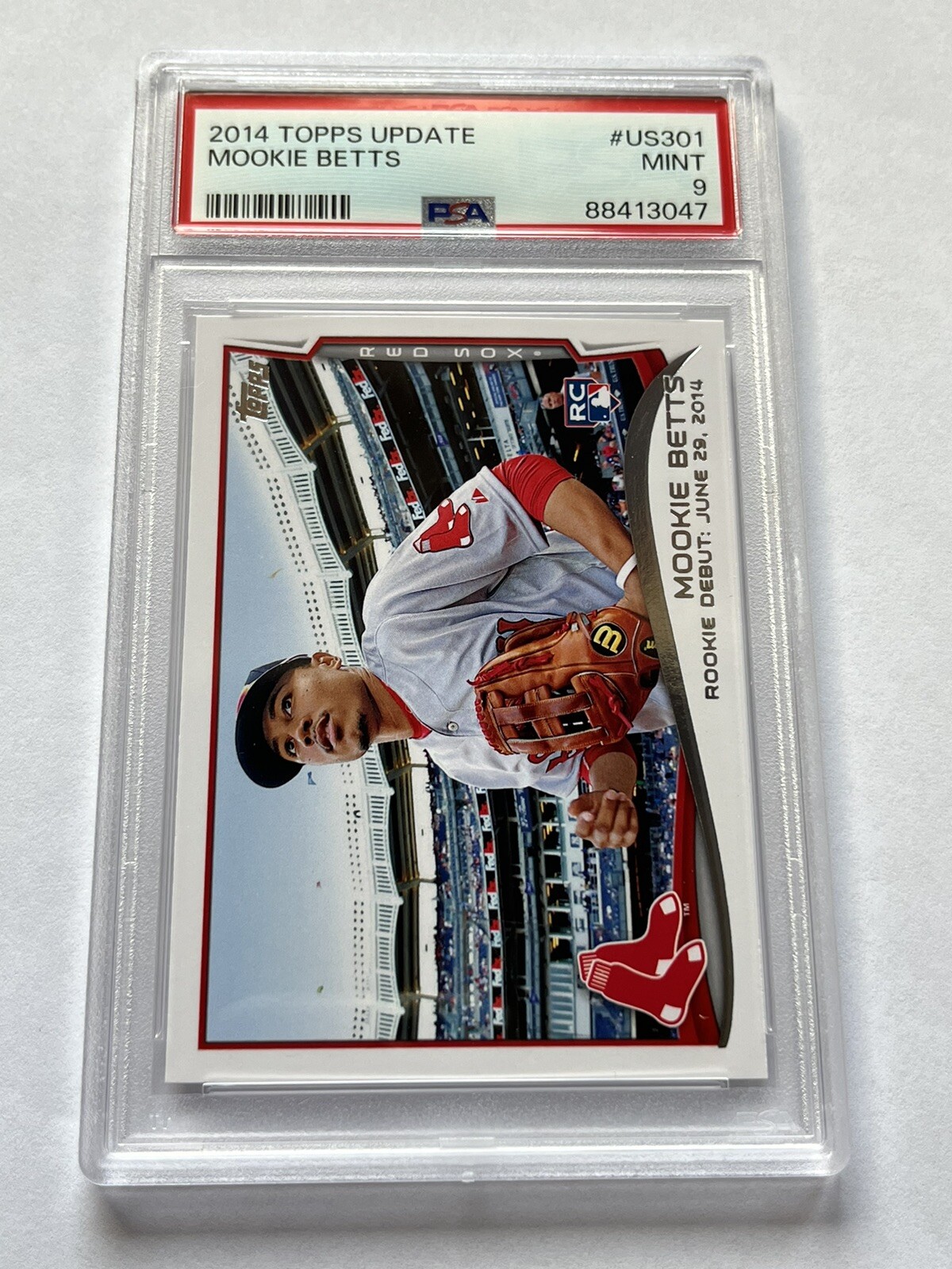 2014 Topps Update #US-301 Mookie Betts Rookie Card PSA 9 Mint Red Sox