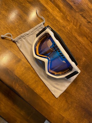 Smith Frontier Snow Goggles, White Frame, Blue Sensor Lens SKI Medium Fit