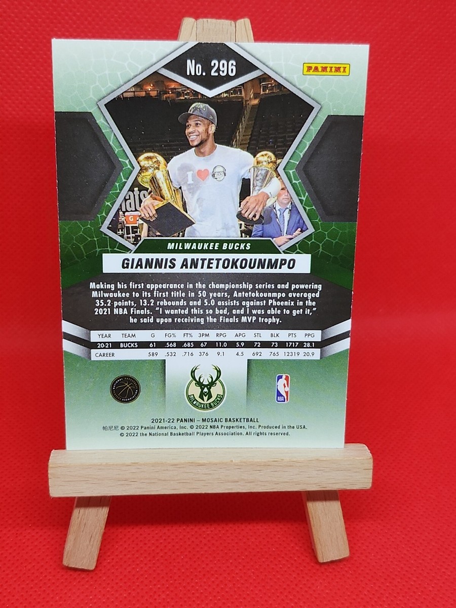 2021-22 Panini Mosaic Giannis Antetokounmpo Finals MVP #296 Bucks