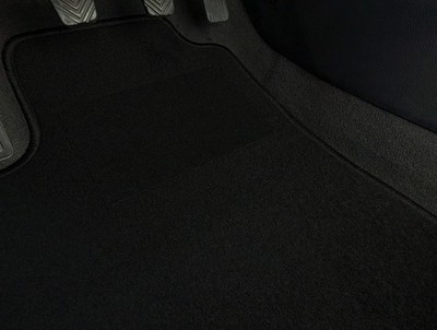 Lagerrest: Fußmattenset passend für Suzuki Splash EX, Deluxe schwarz, Umrandung 