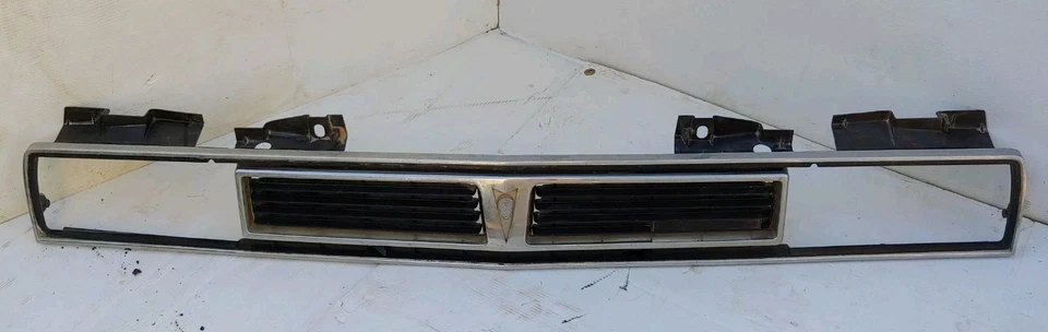 Pontiac 6000 1987 parrilla panel envolvente OEM Foto 2 de 4