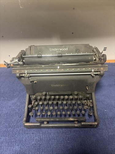 Underwood standard typewriter - Afbeelding 1 van 10