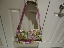 VERA BRADLEY PORTOBELLO ROAD MESSENGER BABY BAG - NWT