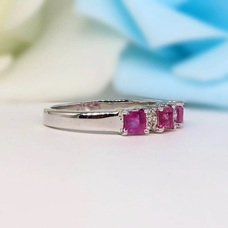 Natural Ruby and Moissanite 925 Sterling Silver Women Half Eternity Band Ring - Image 4 of 4
