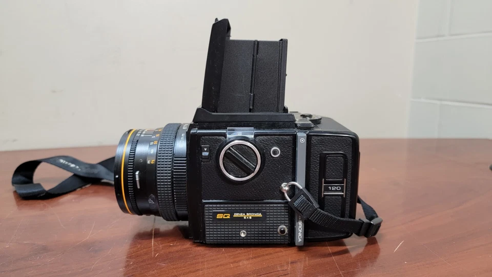 ZENZA BRONICA SQ 6x6 机身,50 毫米和 80 毫米镜头,闪光灯和胶片夹,c-x — 第 2/4 张图片