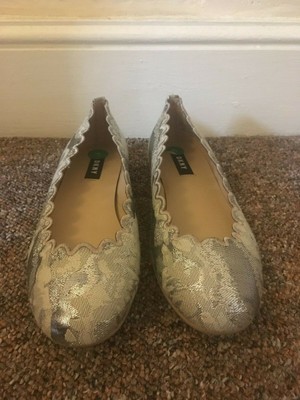 dkny scalloped flats