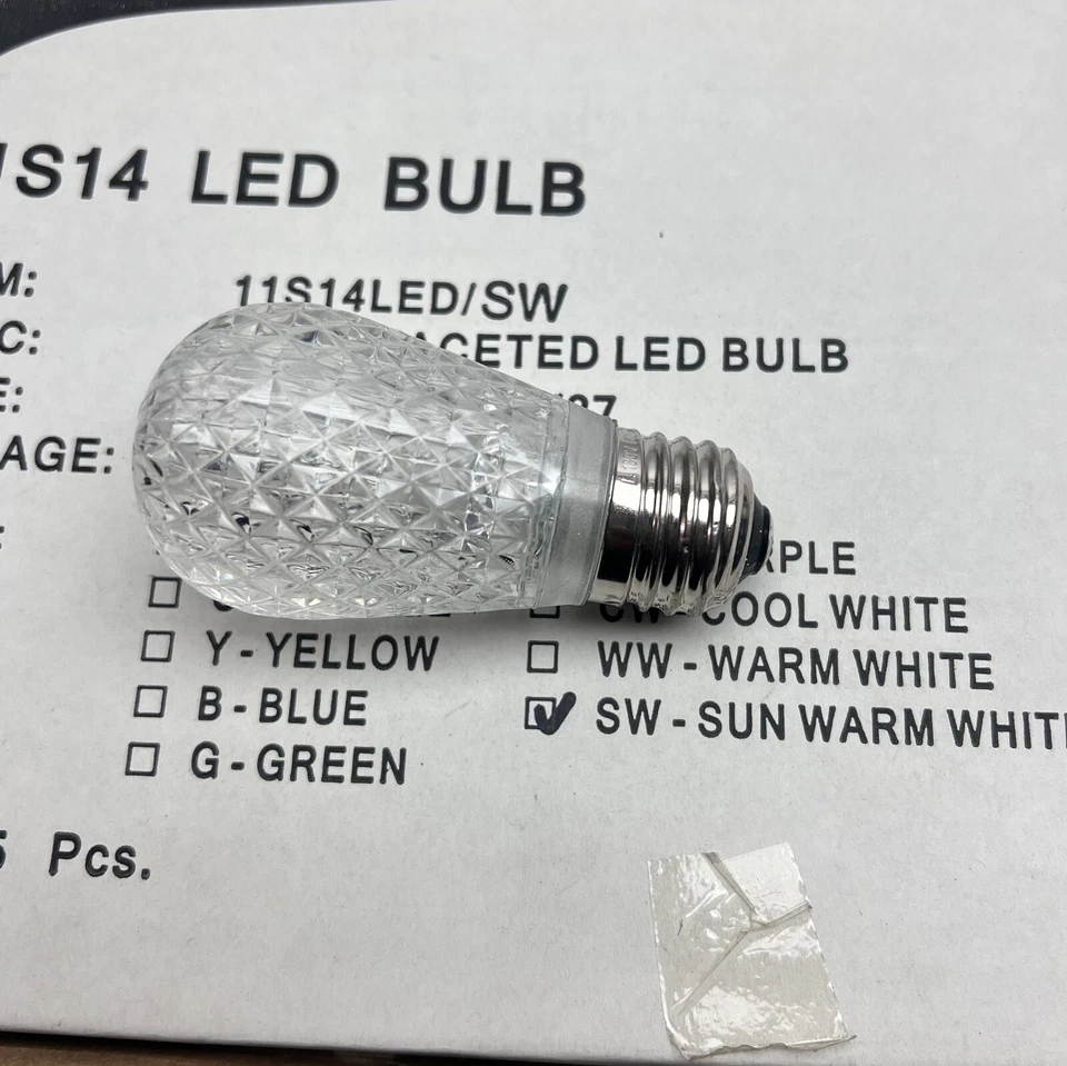 BOX OF 25 11S14 FACETED LED BULB E26/27 130V - Image 2 of 3
