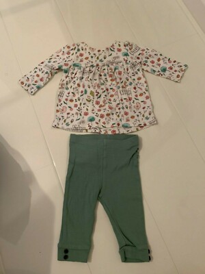 MARKS & SPENCERS GREEN & CREAM PRINTED TOP AND RUFFLE BUM LEGGINGS - 0-3 MONTHS