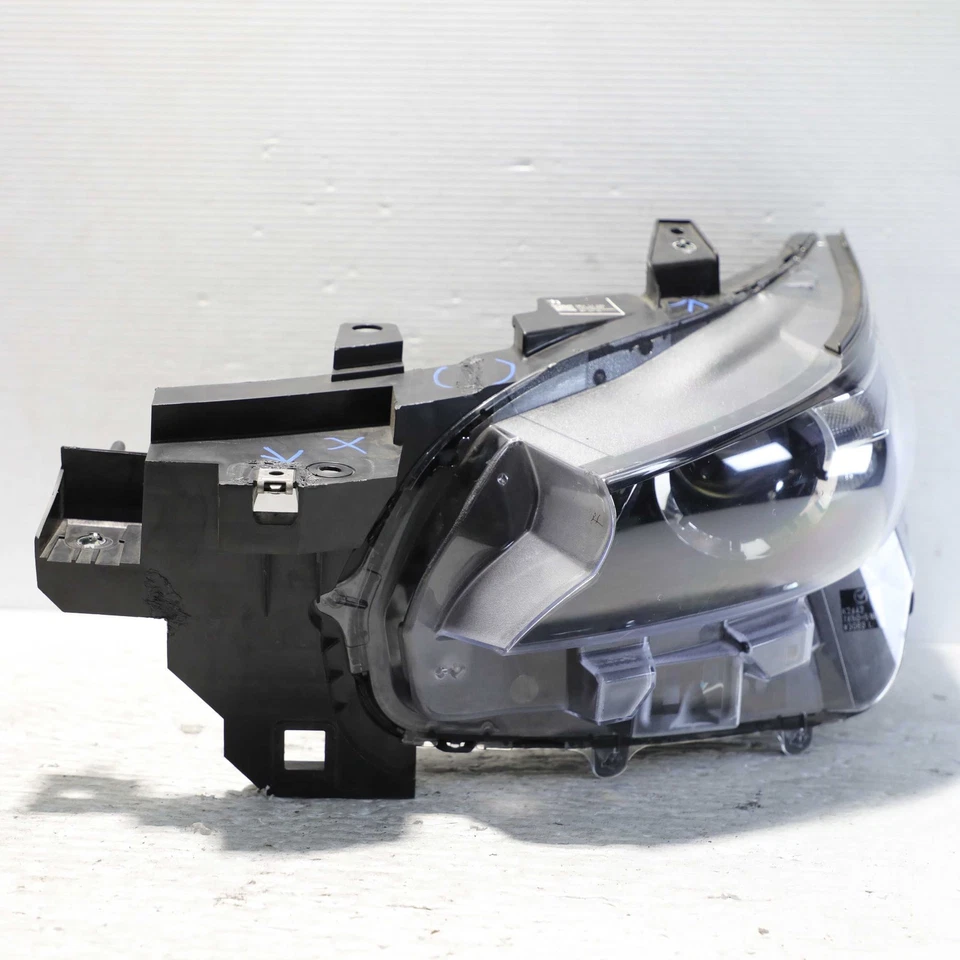 Оригинальная левосторонняя фара в сборе со светодиодным прожектором для Mazda CX9 2016-2023 годов выпуска - Изображение 3 из 4